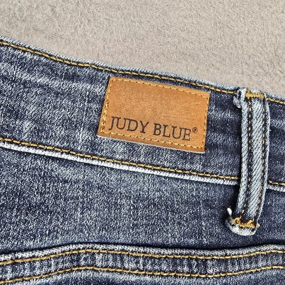 Judy Blue Shorts Womens 2XL Plus Stretch Blue Denim Bermuda Relaxed Summer - Picture 4 of 9